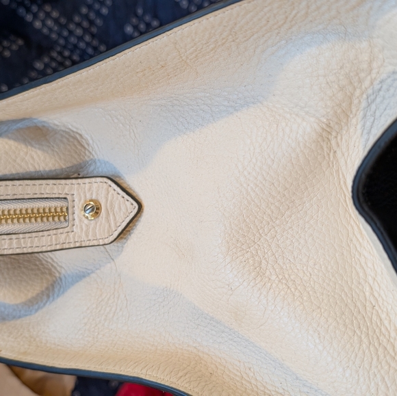 Henri Bendel Rivington Perforated Leather Handbag, Beautiful Condition! - Picture 6 of 13